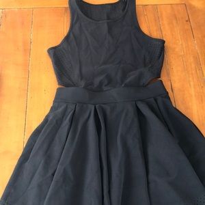Lululemon black dress